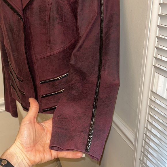 Insight New York Zipper Jacket Size 8 Magenta Vegan Pleather - Picture 3 of 13